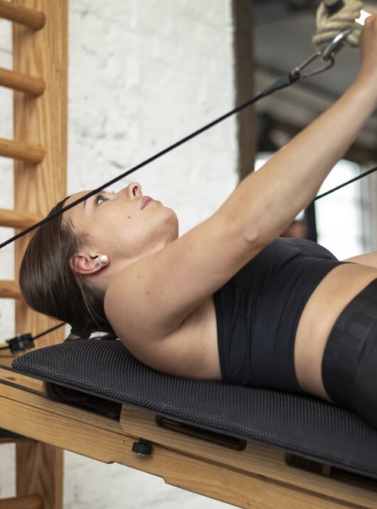 Fitness im nōa Schladming mit NOHRD Holz