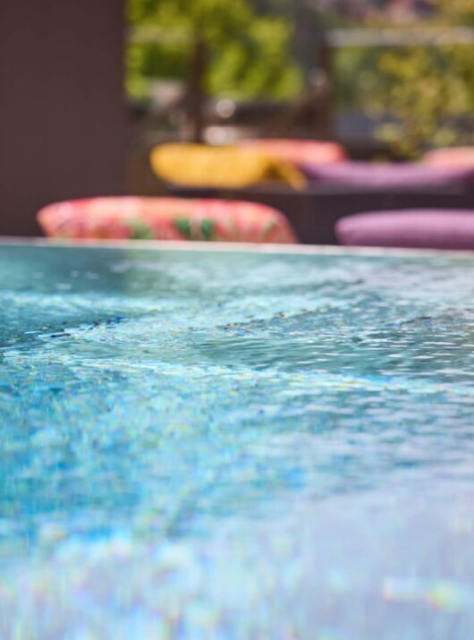Pool am Rooftop mit wunderschönem Panoramablick auf Schladming, nōa Schladming