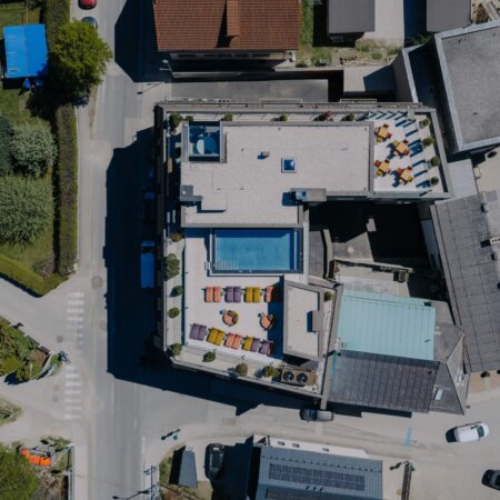Rooftop-Pool im noa Schladming
